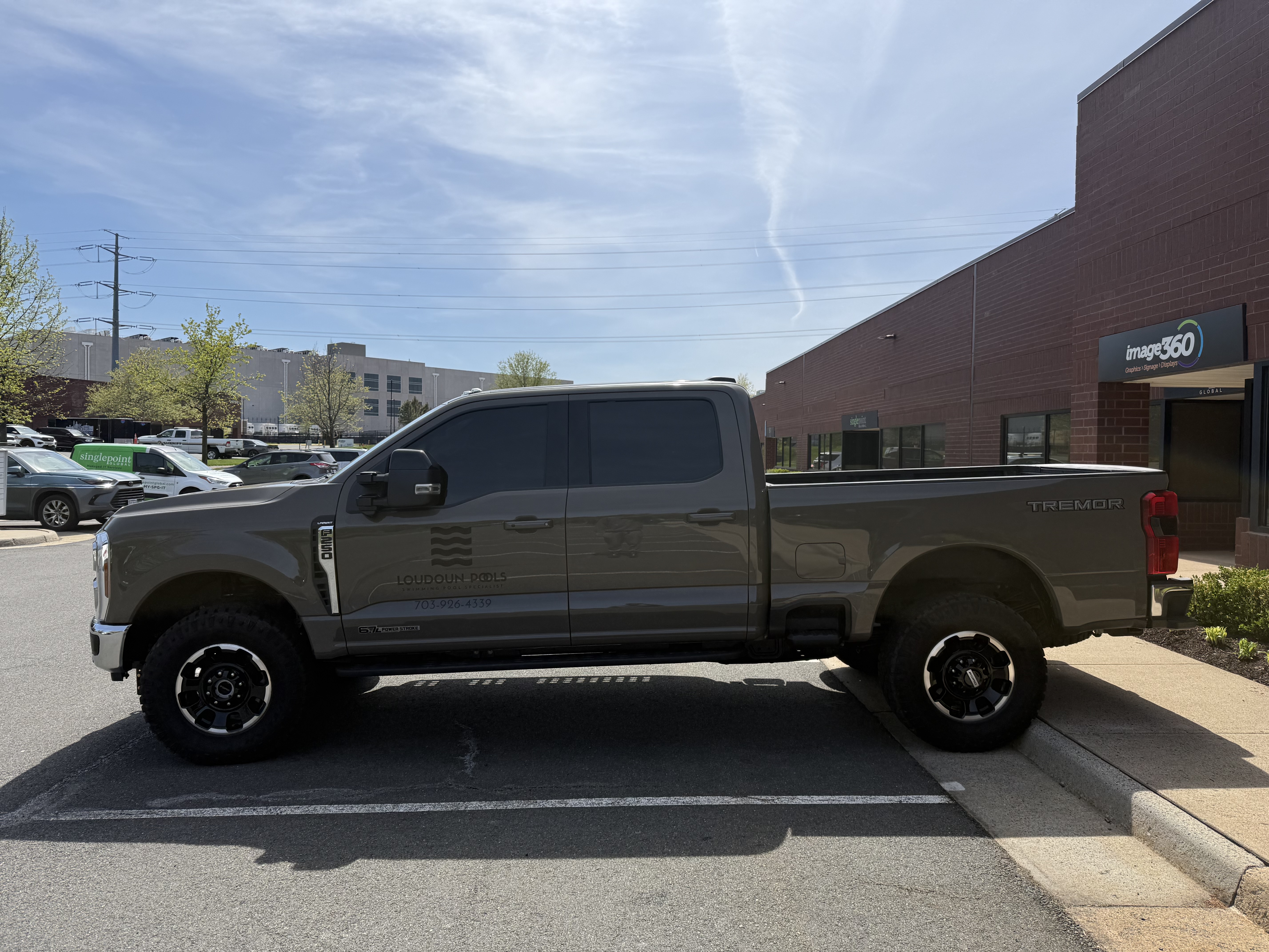 Vehicle Graphics & Lettering | Professional Services | Vinyl