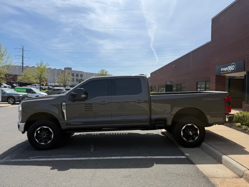 Vehicle Graphics & Lettering | Professional Services | Vinyl