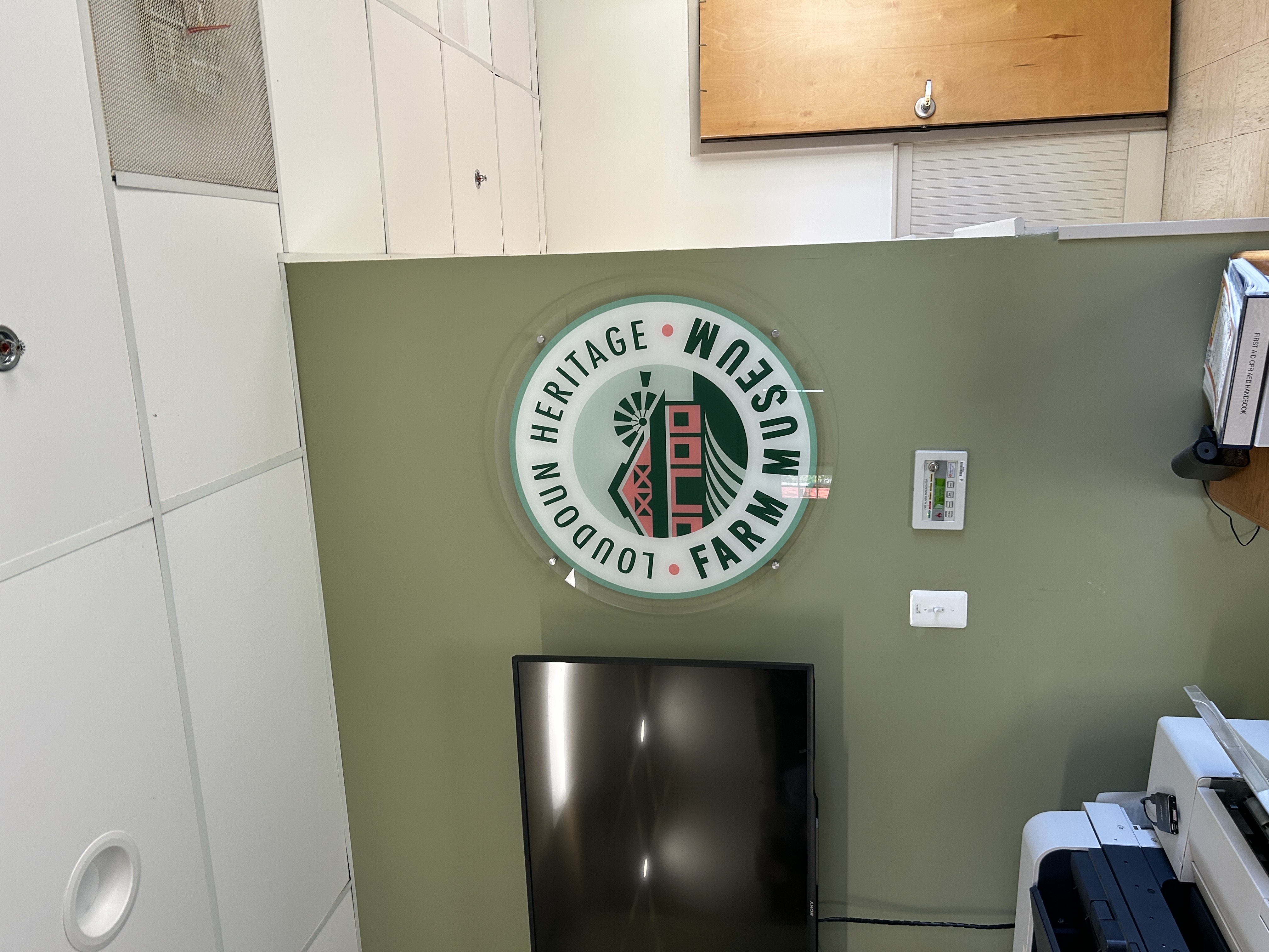 Custom Acrylic & Plastic Displays | Professional Services | Acrylic