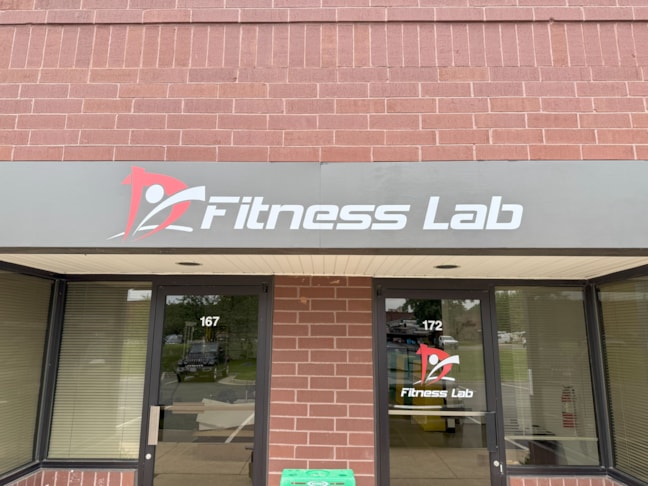 Outdoor Vinyl Lettering 