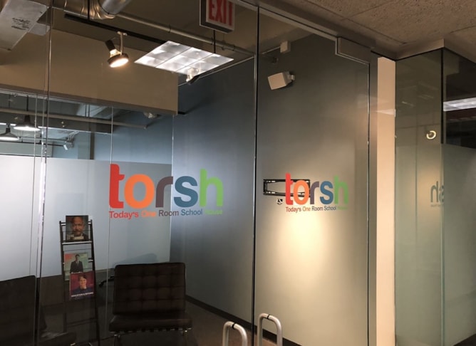 Custom Decals, Wraps & Lettering