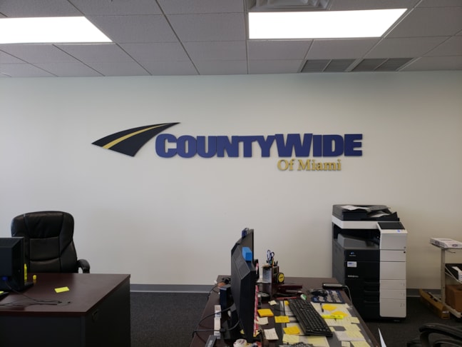 3D Signs & Dimensional Letters & logos