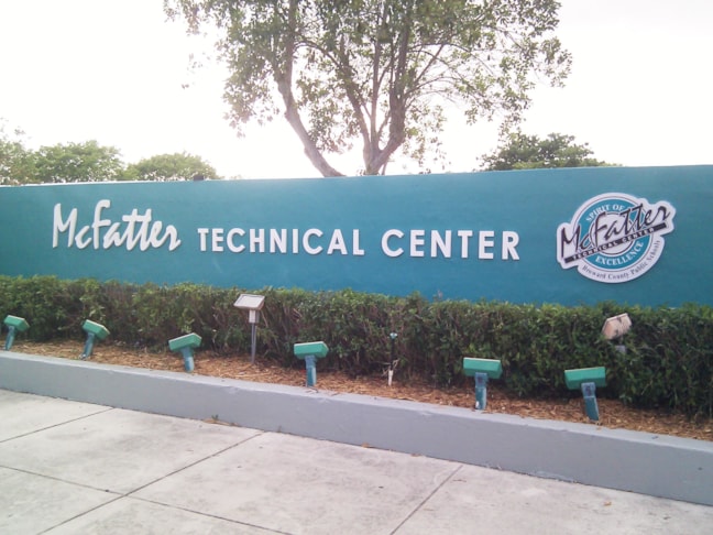 3D Signs and Dimensional Letters and Logos