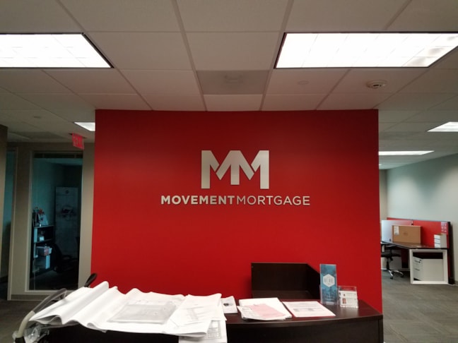 3D Signs & Dimensional Letters & logos