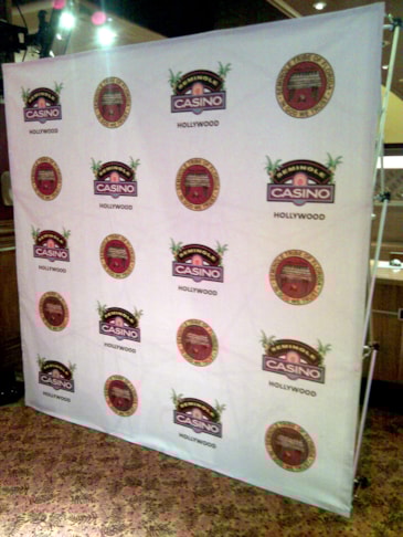 Retractable Banners, Pop-Up Banners and Stands
