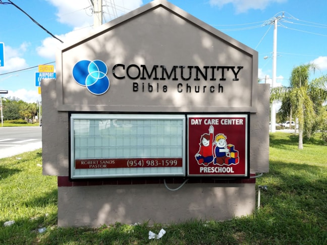 Changeable Letter Signs and Message Boards