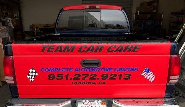 Custom Vehicle Graphics Drive Awareness for Local Business