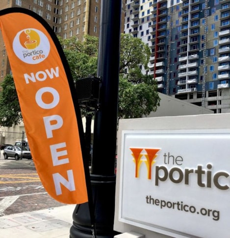 Feather Flags & Flutter Flags in [city]