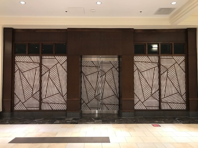 Custom Window Graphics in Tampa