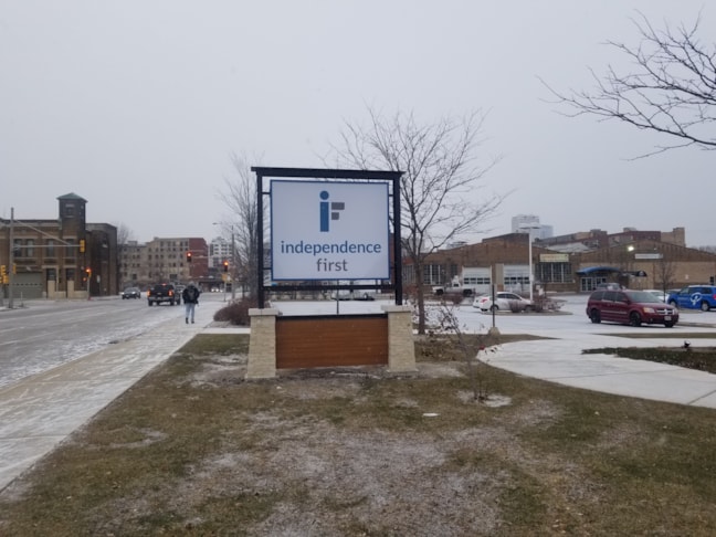 Monument Signs | Healthcare