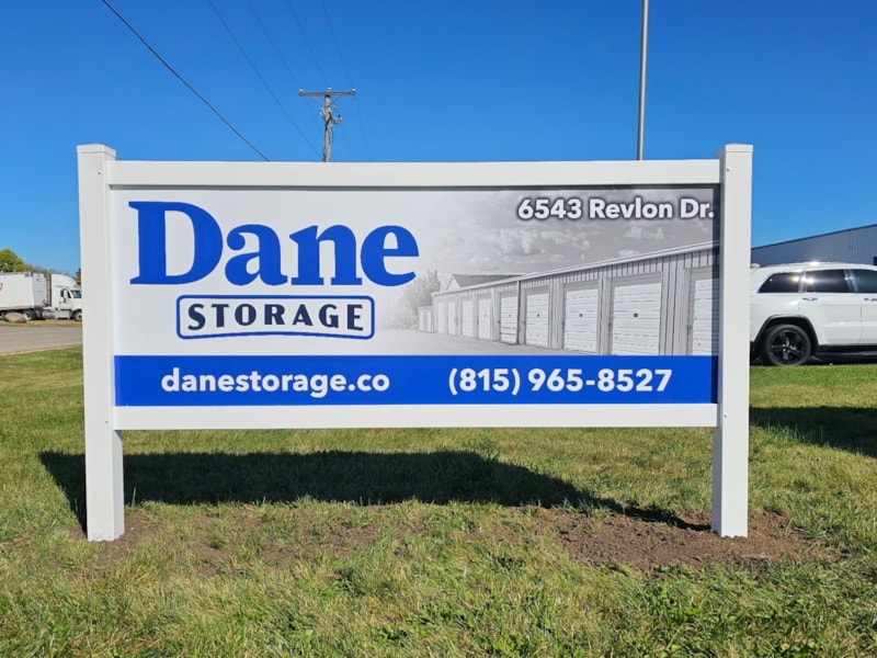 Post & Panel Signs | Retail | Rockford IL | Aluminum