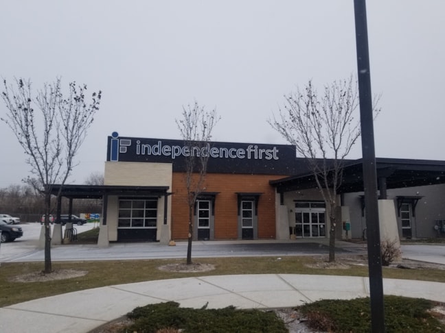 Storefront & Building Channel Letters | Healthcare