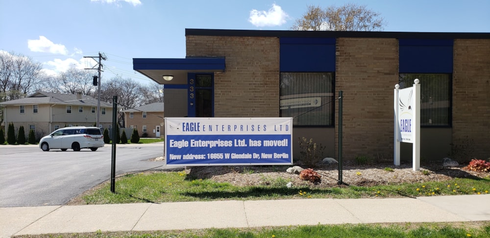 Fabric & Vinyl Outdoor Banners