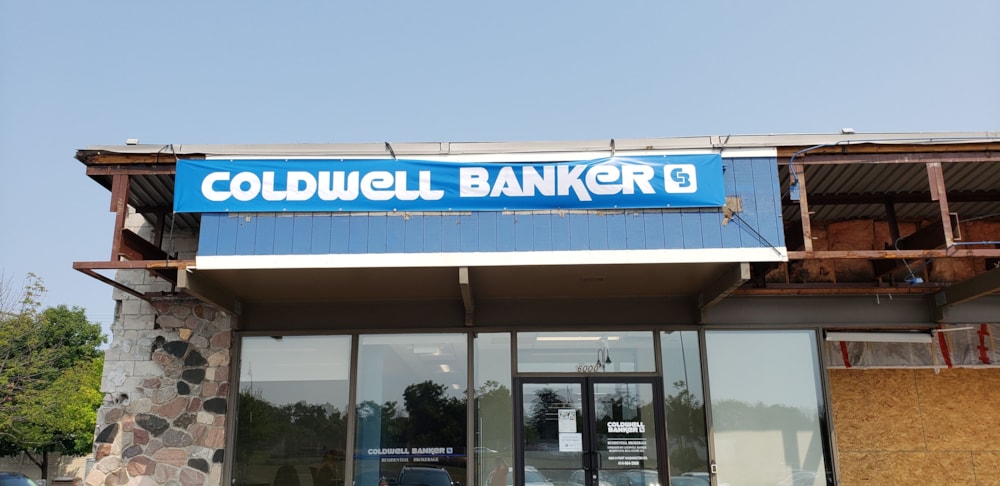 Fabric & Vinyl Outdoor Banners