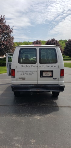 Vehicle Graphics & Lettering