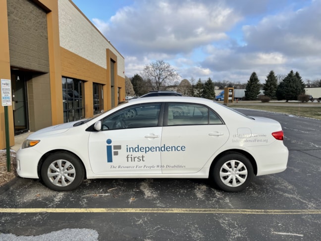 Vehicle Graphics & Lettering