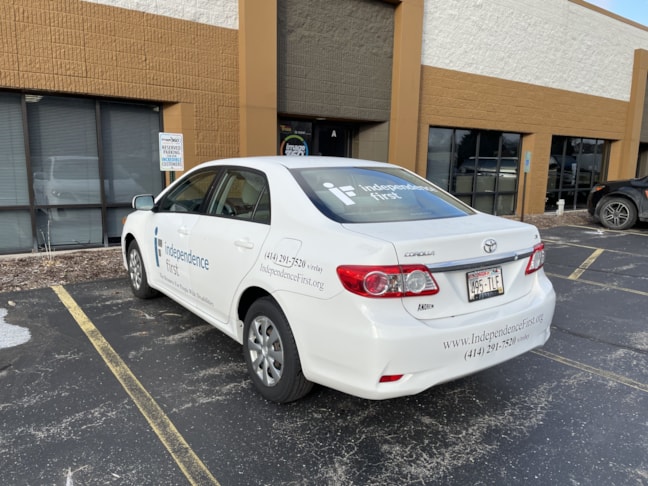 Vehicle Graphics & Lettering