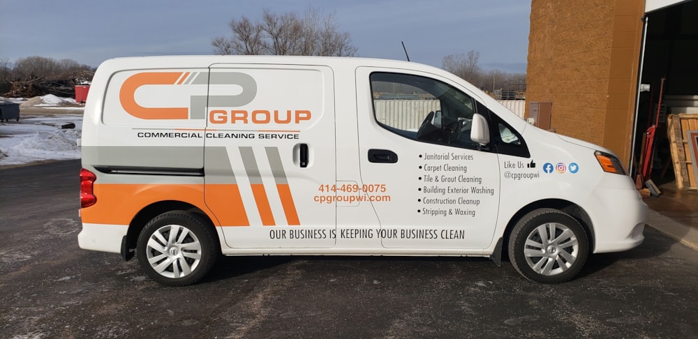 Vehicle Graphics & Lettering