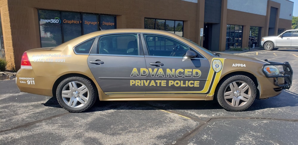 Vehicle Graphics & Lettering