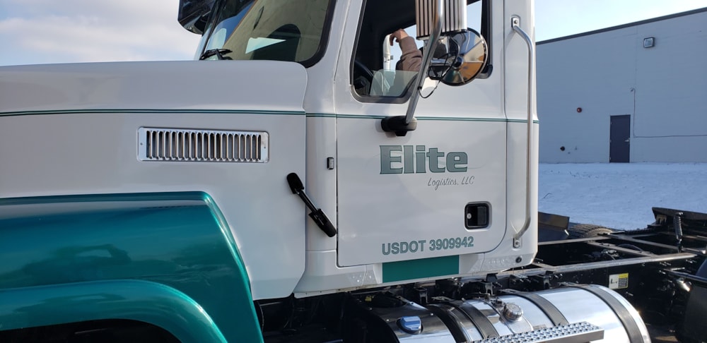 Vehicle Graphics & Lettering