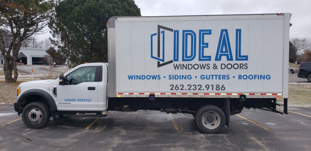 Vehicle Graphics & Lettering