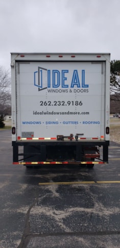 Vehicle Graphics & Lettering