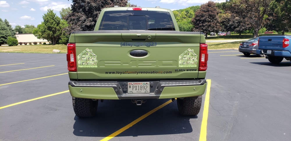 Vehicle Graphics & Lettering