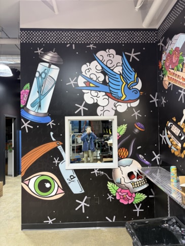 Wall Murals & Graphics