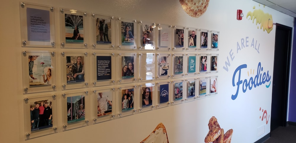 Wall Murals & Graphics