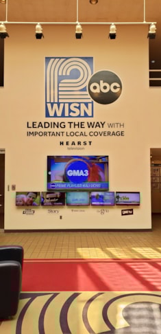 Wall Murals & Graphics