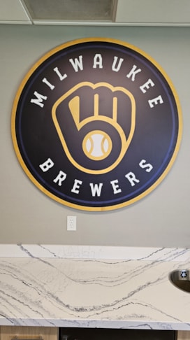 Wall Murals & Graphics