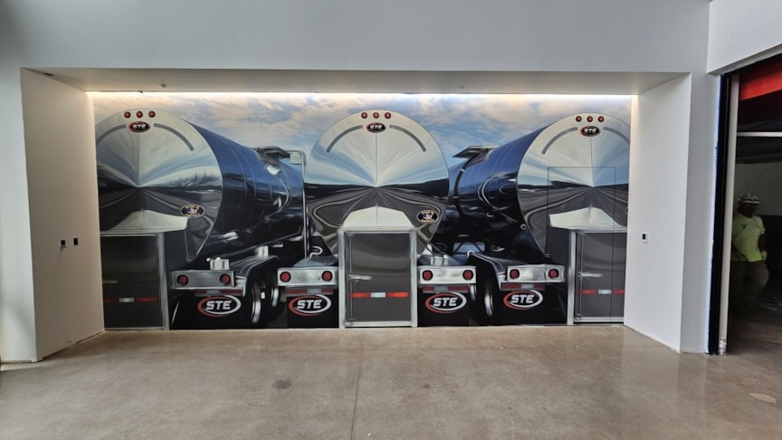 Wall Murals & Graphics