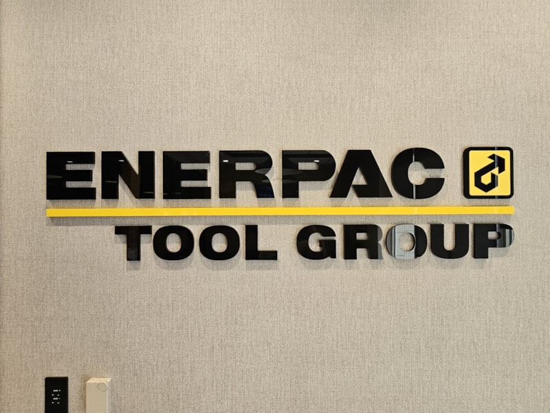 Custom Signs & Signage | Service and Trade Organizations | Milwaukee WI | Acrylic