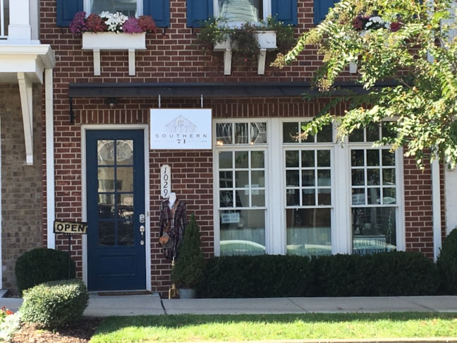 Exterior & Outdoor Signage | Retail Signs