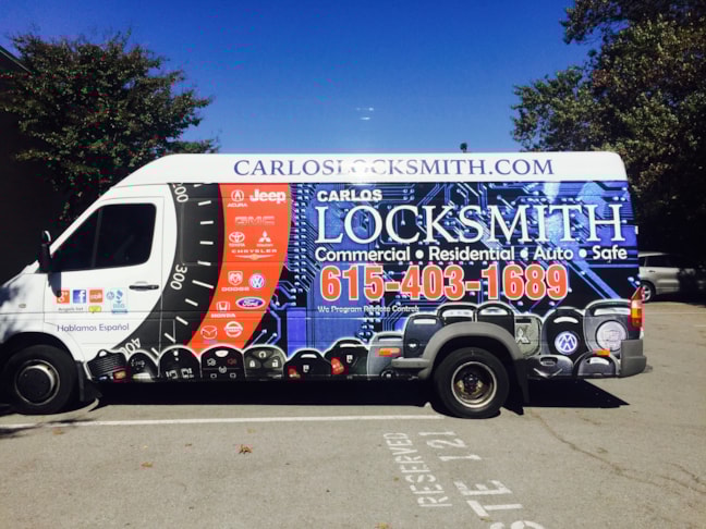 Vehicle Logo Graphics & Lettering