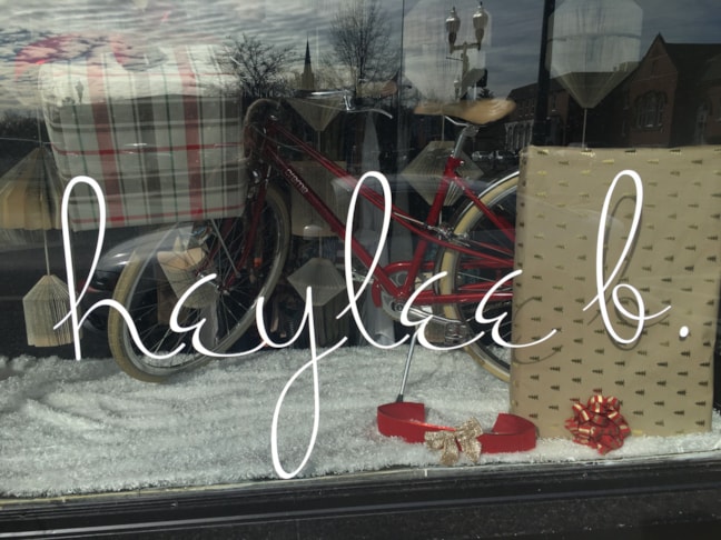 exterior window lettering