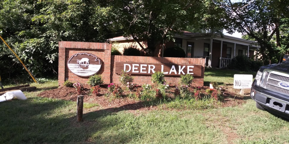 Monument Signs | Property Management and Apartment Signs