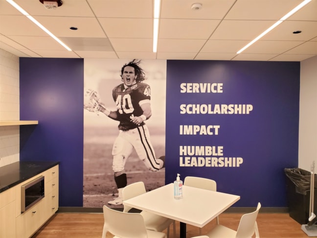 Wall Murals & Graphics