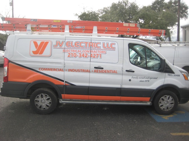 Fleet Graphics and Wraps