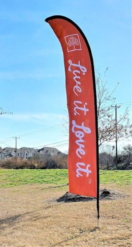 Flutter Flags and Feather Banners