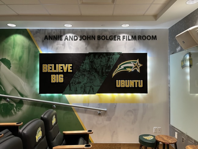 3D Signs & Dimensional Letters