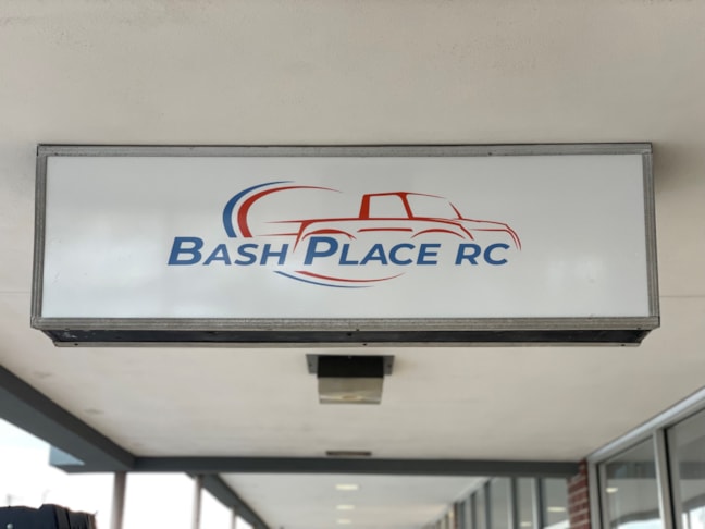 Edgelit and Backlit Signs | Retail