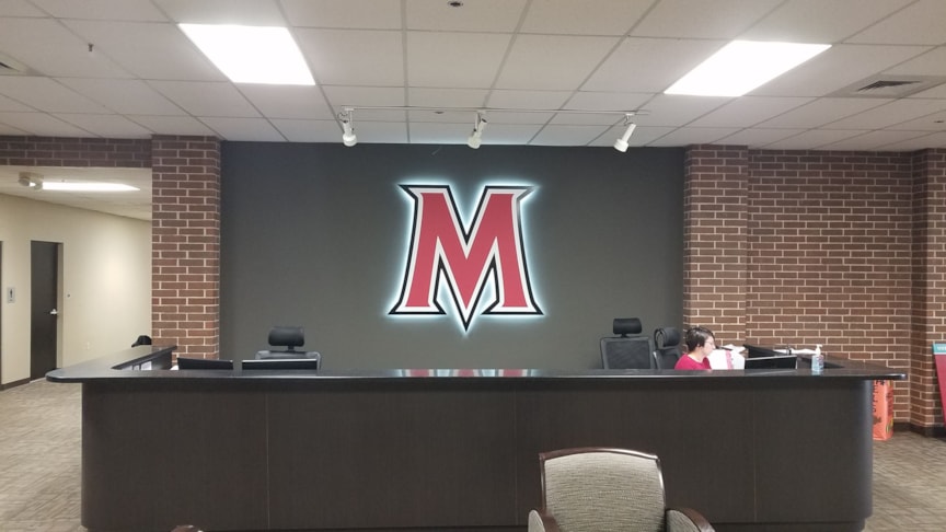 Edgelit and Backlit Signs