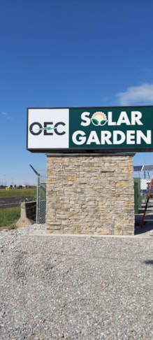 Edgelit and Backlit Signs