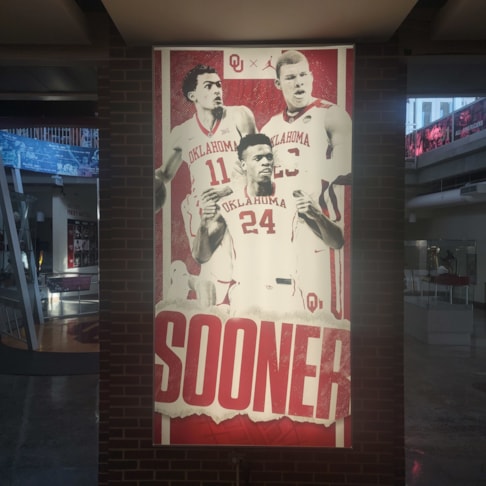 Edgelit and Backlit Signs